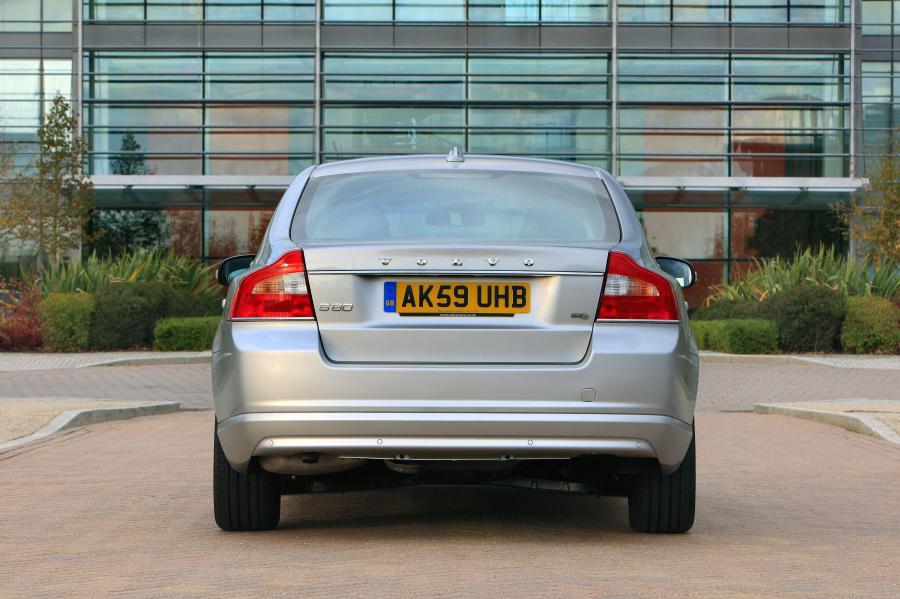  Volvo S80 2009 года  (фото 47 из 76)